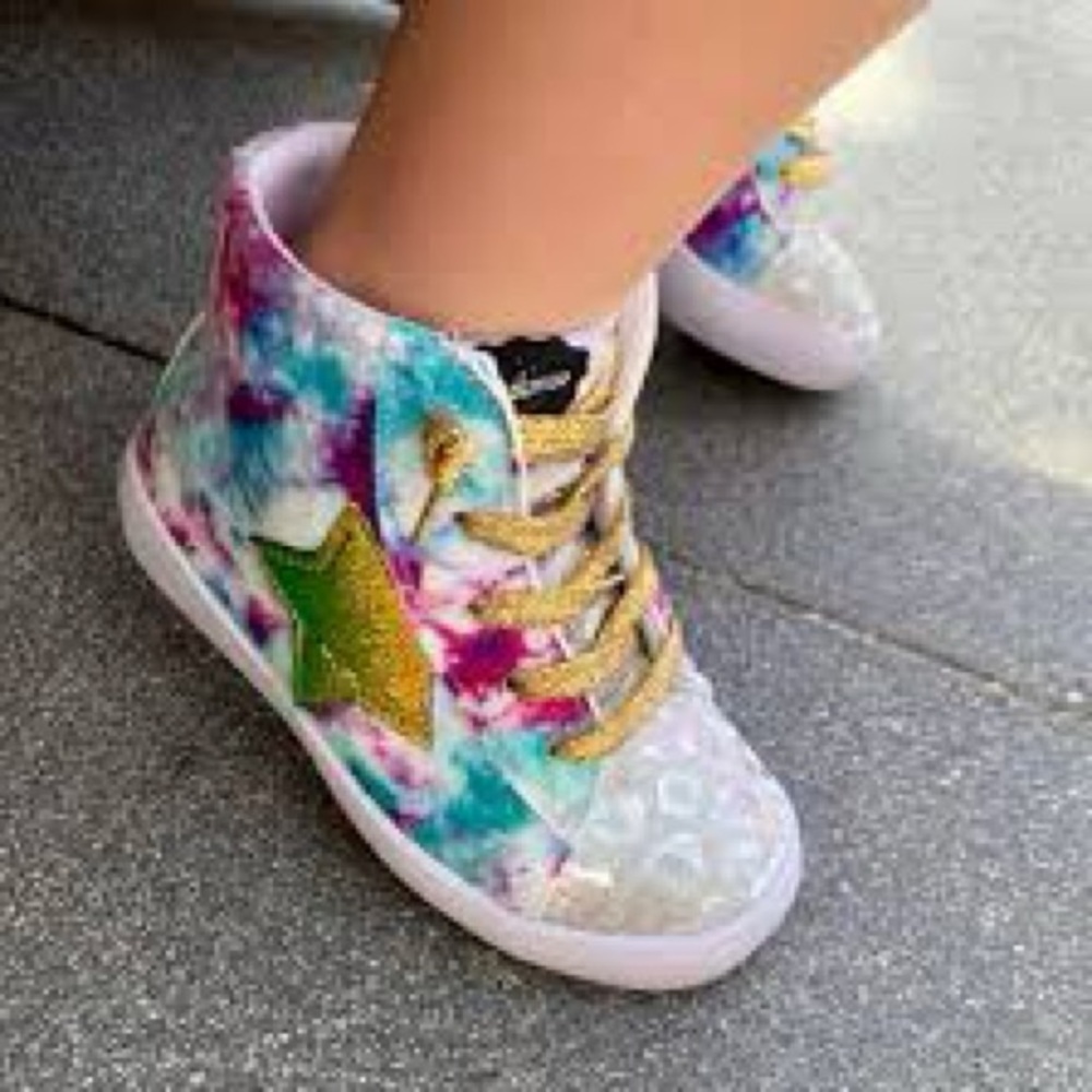Style Child Avery Sneaker